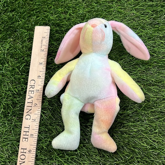 Ty Beanie Babies Hippie the Tie Dye Bunny Plush - Picture 5 of 5